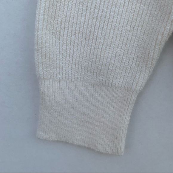 Old Navy Women’s Long Sleeve Sweater Cable Knit V Neck Size XL - Picture 4 of 14